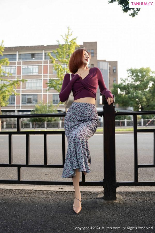   [XiuRen]高清写真图 2024.11.14 No.9445 白芷yy 美腿性感第11张图片